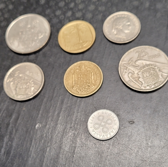 Set of six collectable coins - Picture 1 of 6